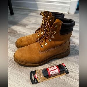 Women’s Timberland Boots 7.5 US